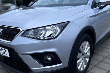 Seat Arona 40.000 km 17.190 &euro; Zeven 27404