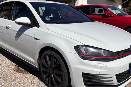 VW Golf 125.000 km 15.800 &euro; Taufkirchen Vils 84416