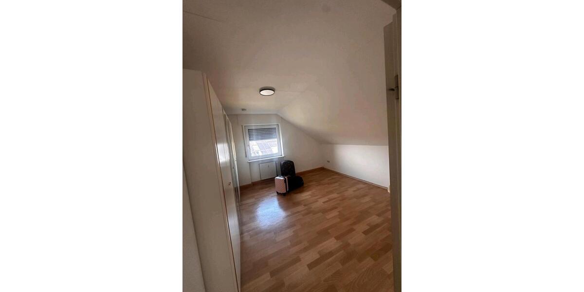 Dachgeschoßwohnung Sassenberg - 3 Zimmer, 75 m&sup2;, 675&euro; | Angebot:24837943