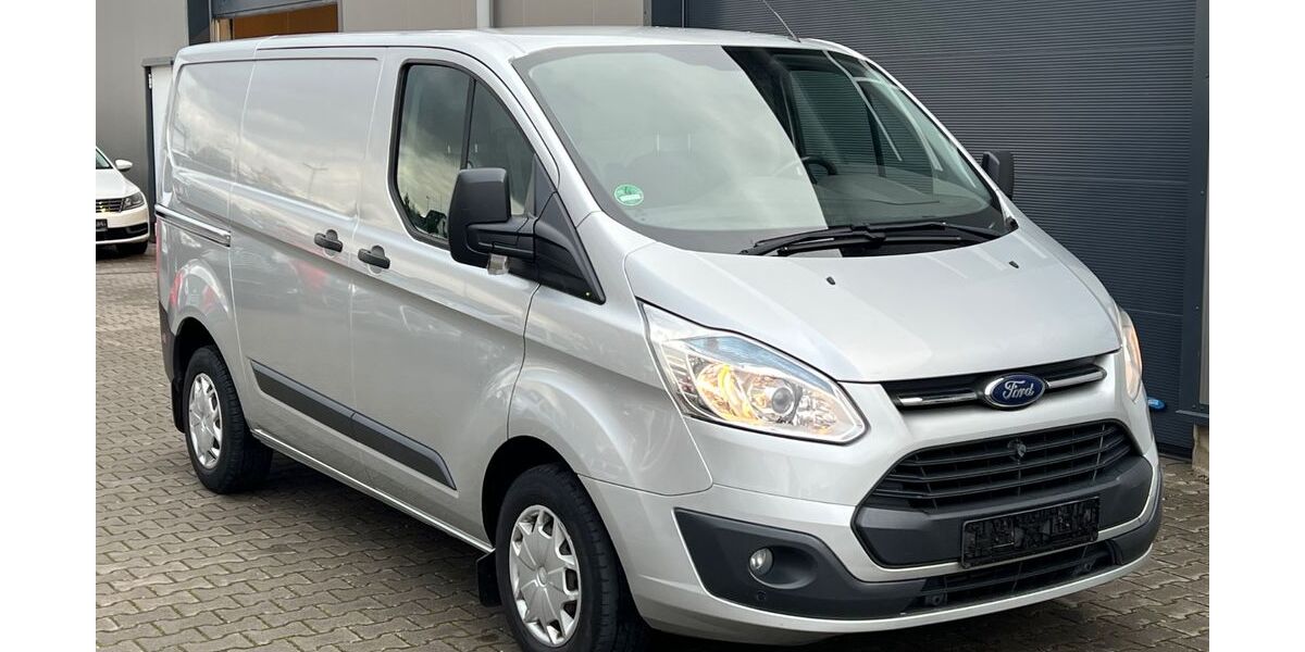 Ford Transit Custom 122.800 km 9.950 &euro; Bornheim 53332