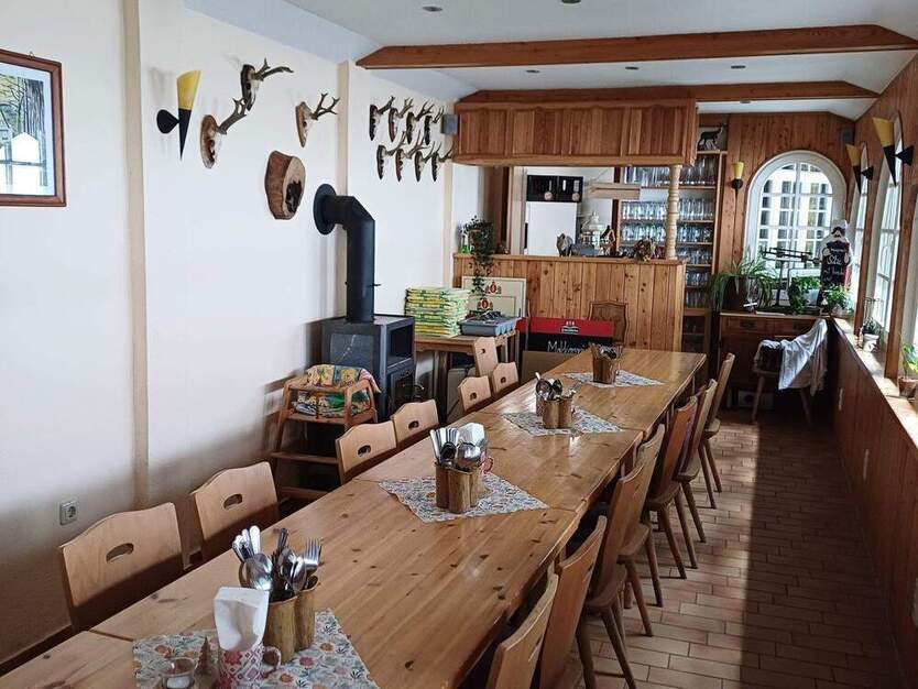Gasthaus Waldidylle - Großzügiges Ausflugslokal direkt am Hauptwanderweg im Elbsandsteingebirge