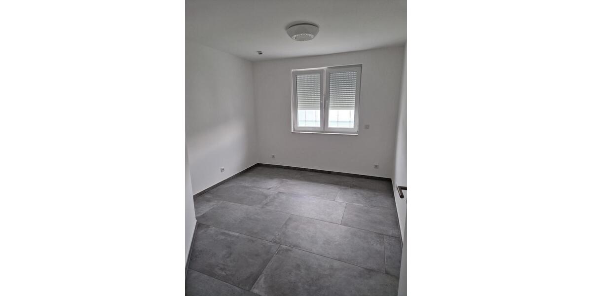 Exklusive Neubau-Penthouse-Wohnung - 91,5 m² mit Top-Ausstattung 3 zimmer