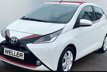 Toyota Aygo (X) 50.715 km 11.590 &euro; Leipzig 04178