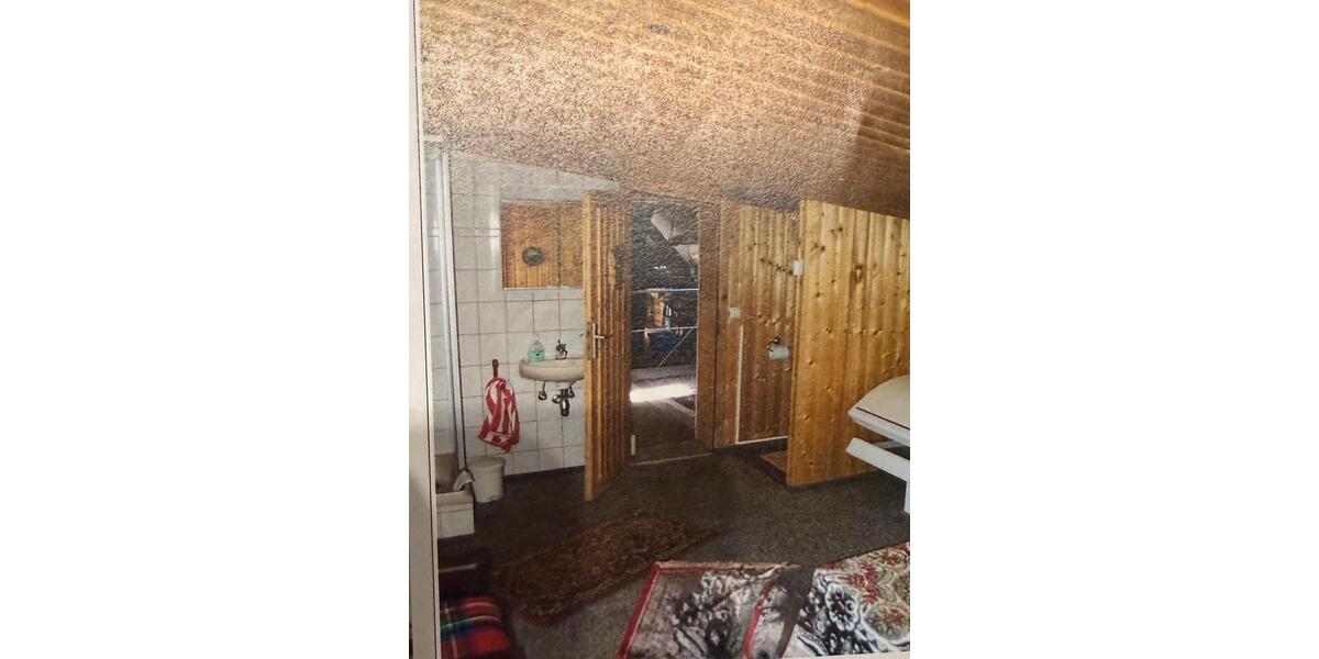 Etagenwohnung Grabfeld - 10 Zimmer, 138 m&sup2;, 800&euro; | Angebot:23760395
