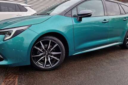 Toyota Corolla 24.636 km 33.990 &euro; Nürtingen 72622