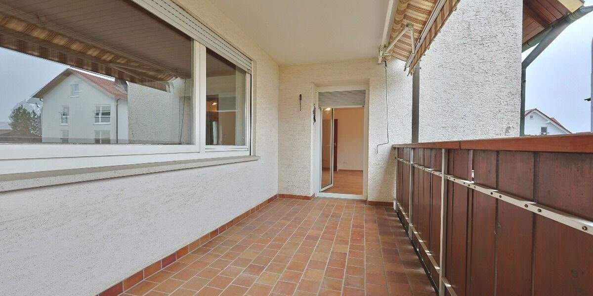 Etagenwohnung Erbach Ersingen - 3 Zimmer, 100 m&sup2;, 1.000&euro; | Angebot:24973933