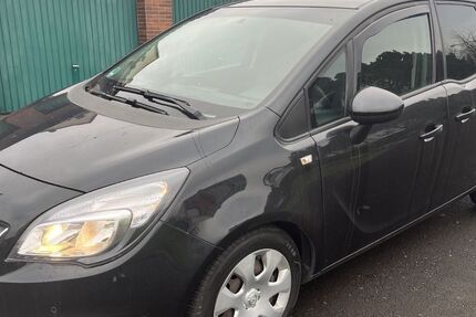 Opel Meriva 129.000 km 5.600 &euro; kassel 34125