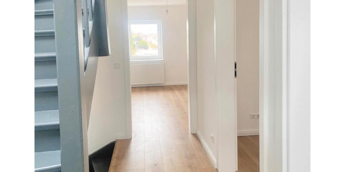 Reihenhaus - 5 Zimmer, 92 m&sup2;, 1.100&euro; | Angebot:26693612