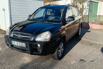 Hyundai TUCSON 96.800 km 6.299 &euro; Harxheim 55296
