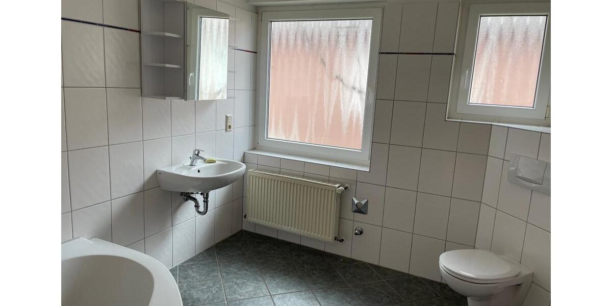 Wohnung im 3-Parteien-Haus 5 zimmer