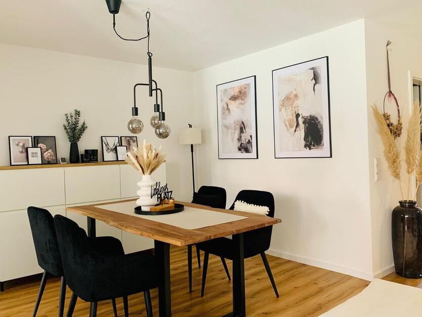 Neuwertige 3-Zi-Wohnung mit zwei Balkonen, Tiefgarage in Lauda