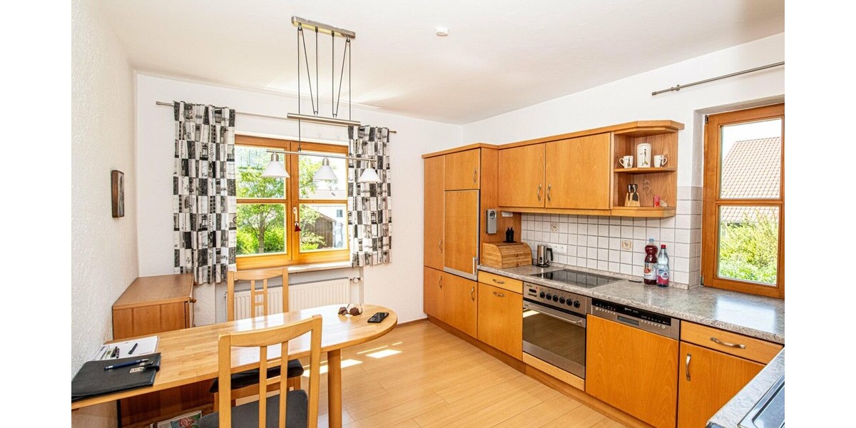 Top gepflegtes Ein- bis Zweifamilienhaus im Landhausstil in absolut ruhiger Lage - Einfamilienhaus Willmering / Geigen Geigen | Angebot:24605759