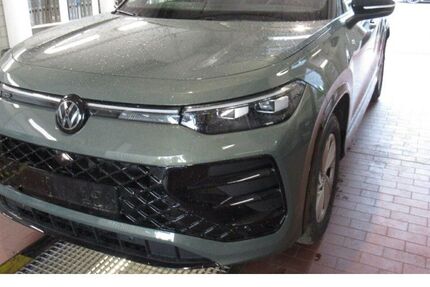 VW Tayron 18.562 km 51.550 &euro; Doberlug-Kirchhain 03253