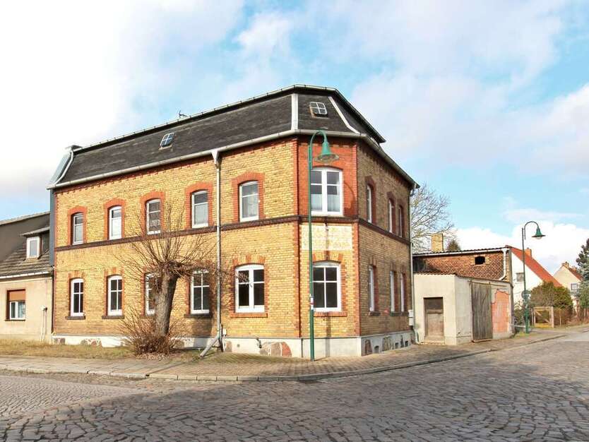 Haus zum Kaufen in Blönsdorf 248.000 € 179 m²