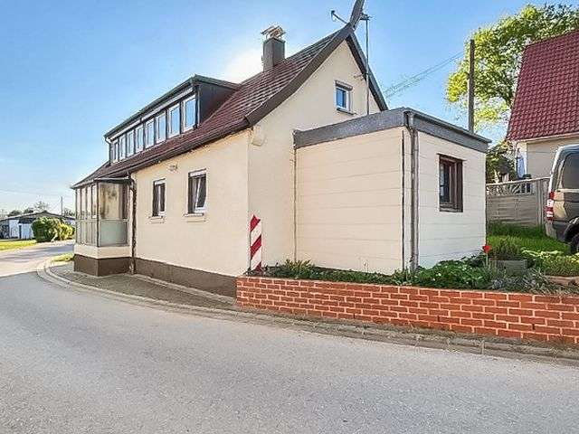 Haus zum Kaufen in Alesheim 159.000 € 98 m²