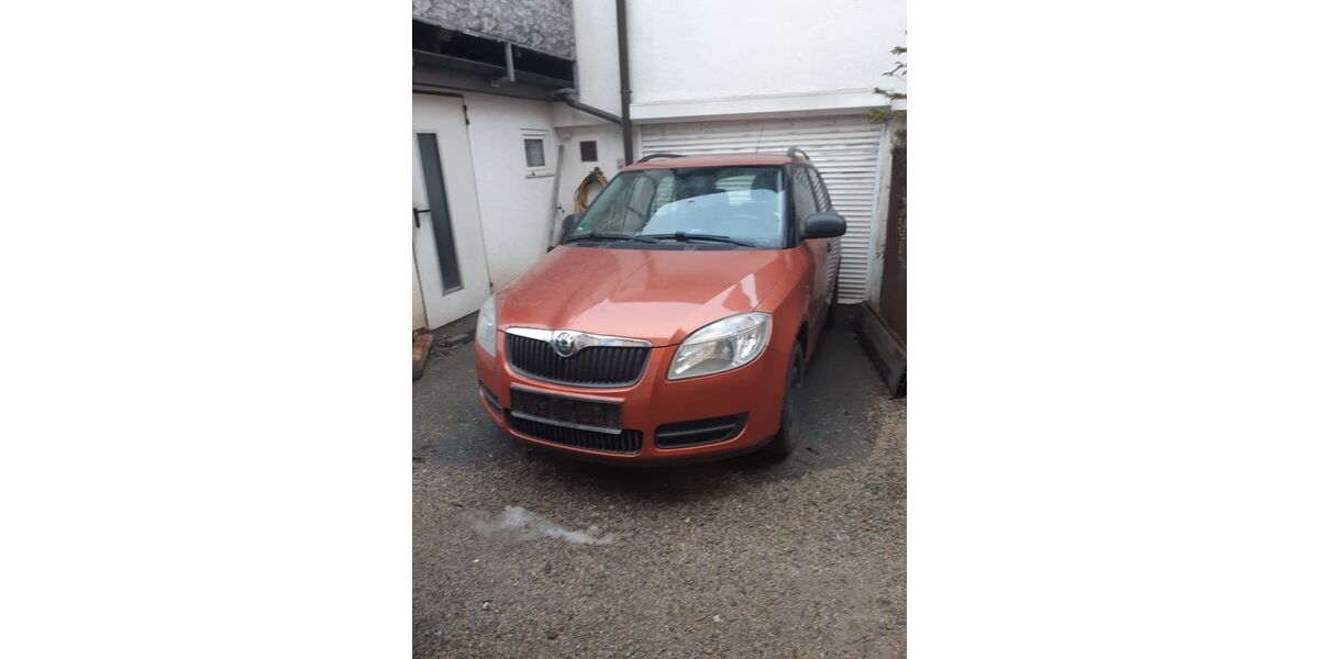 Skoda Fabia 143.200 km 3.399 &euro; Hagen 58091