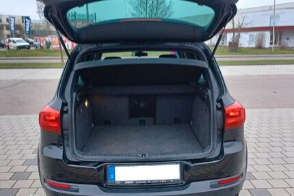 VW Tiguan 157.000 km 13.200 &euro; Kreßberg 74594