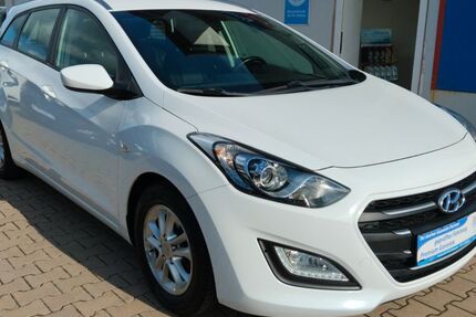 Hyundai i30 164.472 km 7.999 € Jade 26349