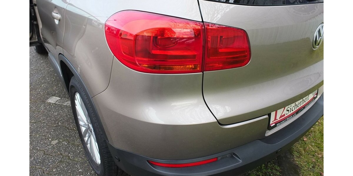 VW Tiguan WM26:CUP SPORT NAVI PARKPILOT TEMPOMAT 87.859 km 10.908 &euro; Köln 50858