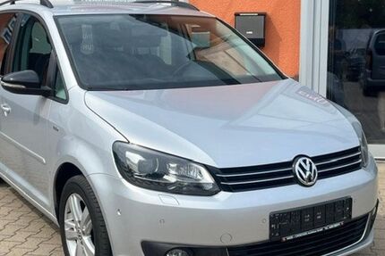 VW Touran 104.199 km 10.949 &euro; Dannenberg 29451