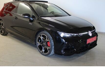 VW Golf 9.076 km 43.900 € Schopfloch 91626