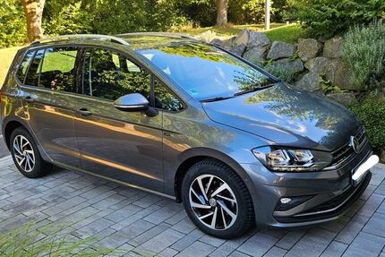 VW Golf Sportsvan
