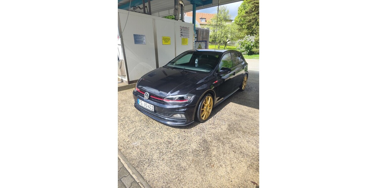 VW Polo 98.000 km 15.500 € Freiberg 09599