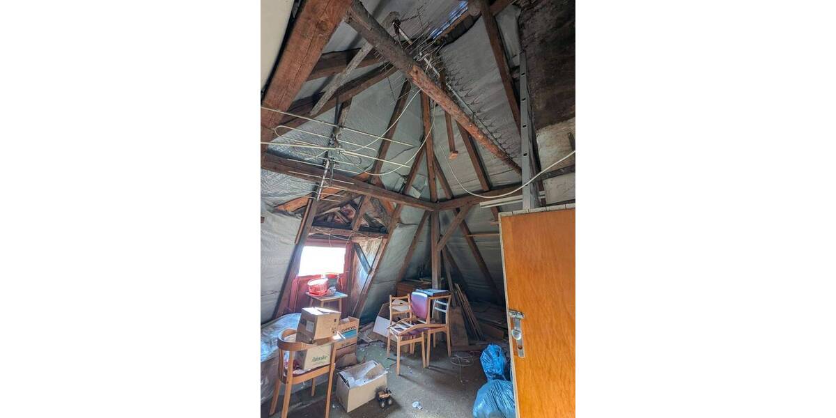 Einfamilienhaus Arnsberg Wennigloh - 7 Zimmer, 180 m&sup2;, 190.000&euro; | Angebot:26733402
