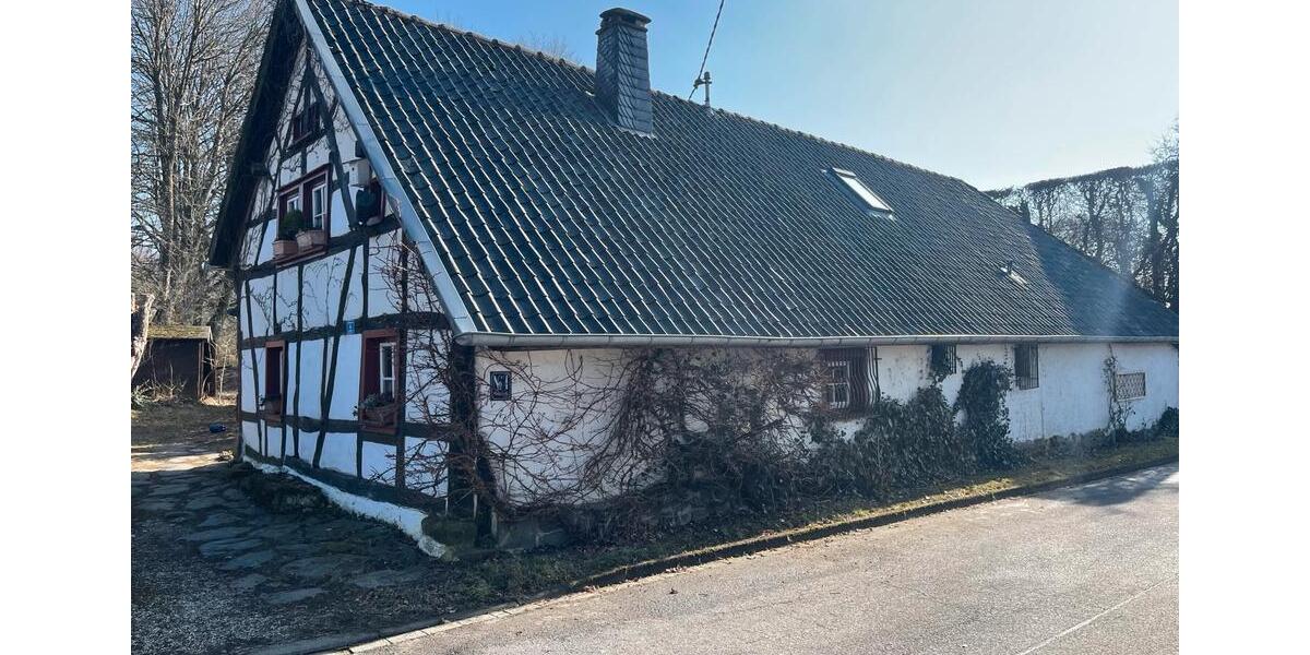Bauernhaus, Landhaus Schleiden - 7 Zimmer, 256 m&sup2;, 239.000&euro; | Angebot:26890859