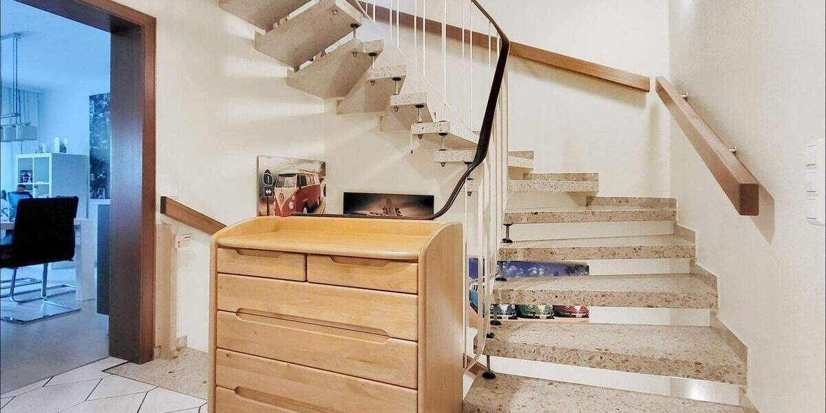 Mehrfamilienhaus, Wohnhaus Schwetzingen - 6 Zimmer, 165 m&sup2;, 595.000&euro; | Angebot:24700755