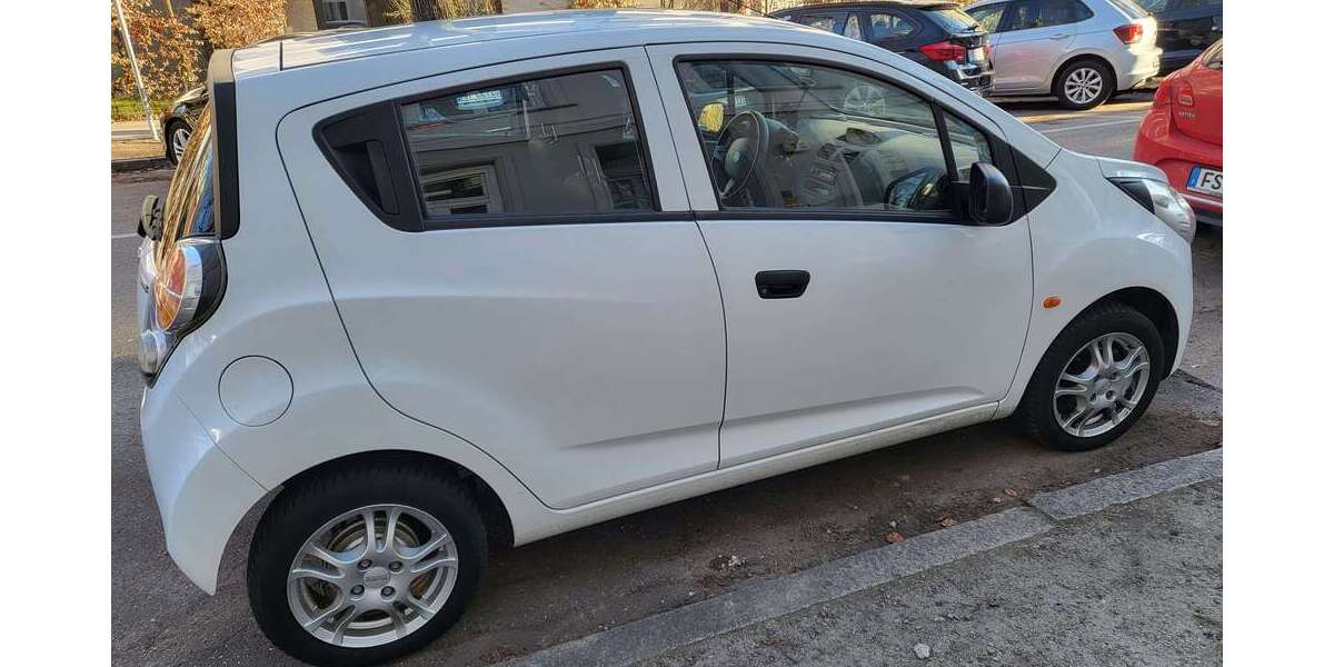 Chevrolet Spark 156.500 km 1.600 &euro; Hamburg 22301