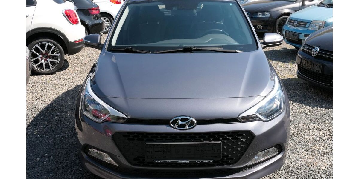 Hyundai i20 59.000 km 8.900 &euro; Mönchengladbach 41063