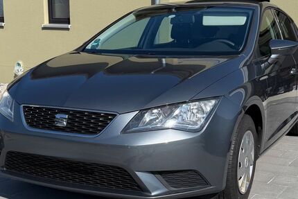 Seat Leon 71.750 km 9.900 &euro; Wald 93192