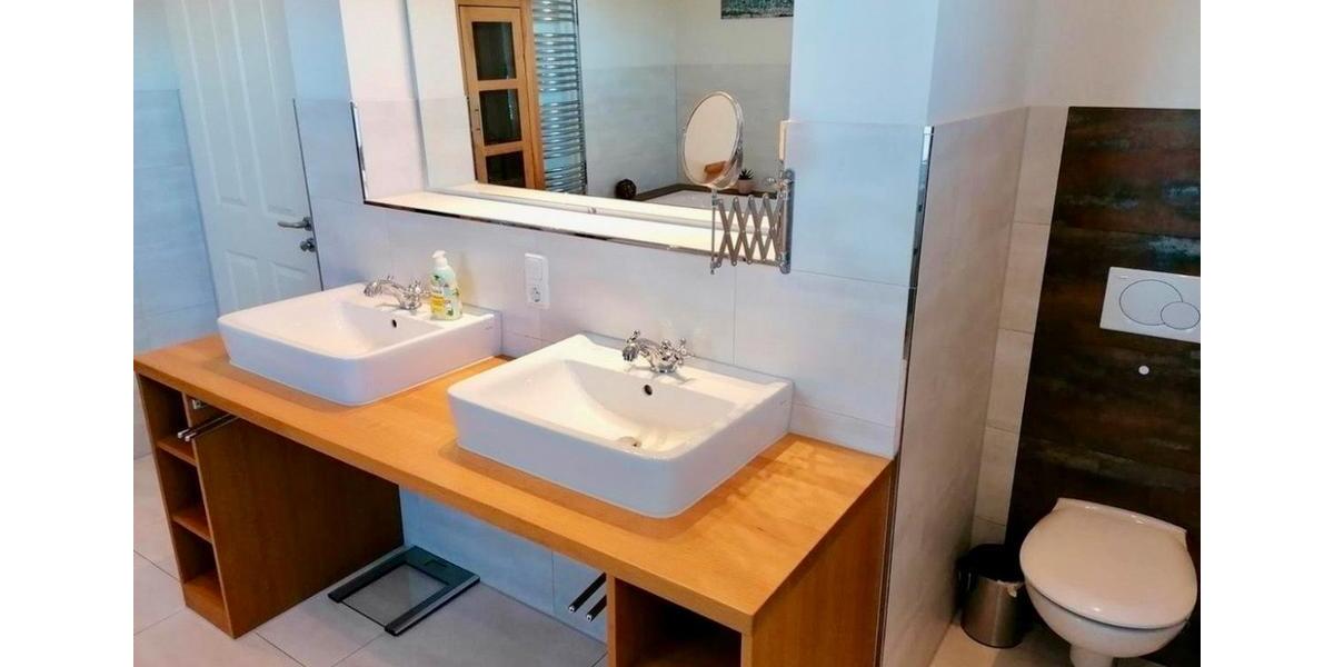 Einfamilienhaus Rastow - 6 Zimmer, 180 m&sup2;, 2.000&euro; | Angebot:25641665