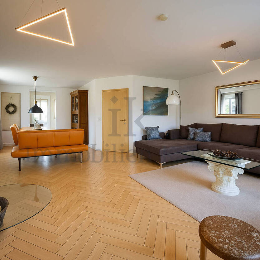 Wohlfühloase mit Ausblick: Whirlpool & Sauna in Bergheim-Büsdorf genießen!