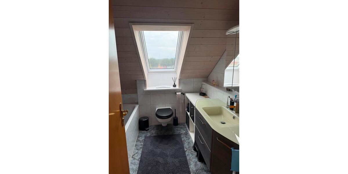 Dachgeschoßwohnung Peiting - 2 Zimmer, 55 m&sup2;, 250.000&euro; | Angebot:27185504
