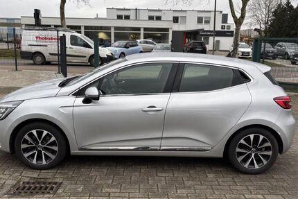 Renault Clio 56.000 km 16.490 &euro; Buxtehude 21614