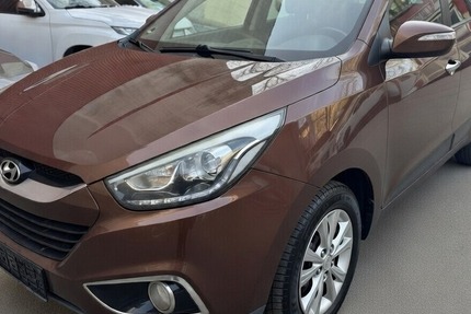 Hyundai ix35 FIFA World Cup Edition AHK AWD Autom. 4x4 135.769 km 9.700 &euro; Berlin 10247