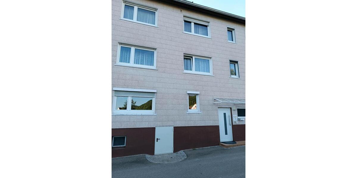 Erdgeschoßwohnung Albstadt Gemarkung Onstmettingen - 2 Zimmer, 65 m&sup2;, 950&euro; | Angebot:26694124