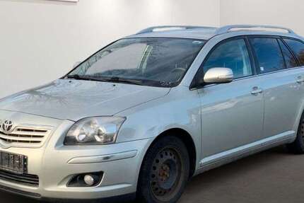 Toyota Avensis 142.825 km 3.699 &euro; Sandersdorf-Brehna 06796