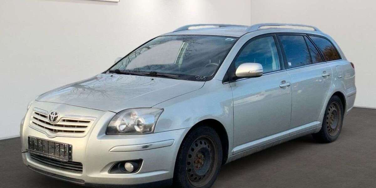 Toyota Avensis 142.825 km 3.699 &euro; Sandersdorf-Brehna 06796