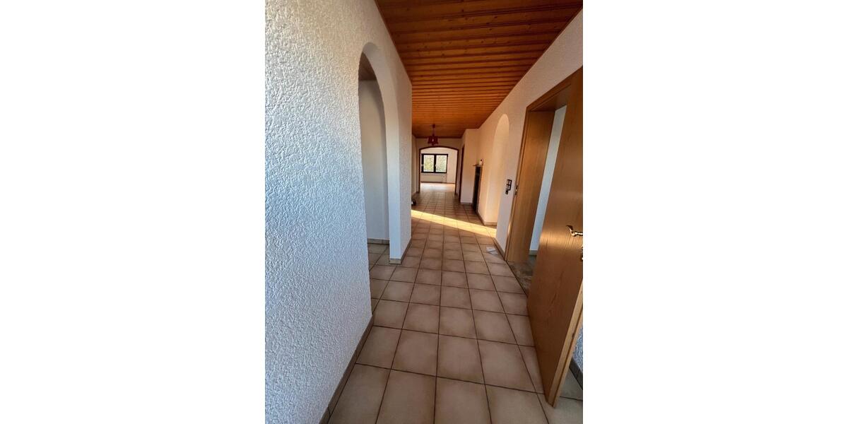Einfamilienhaus Memmelsdorf - 7 Zimmer, 241 m&sup2;, 750.000&euro; | Angebot:26960803