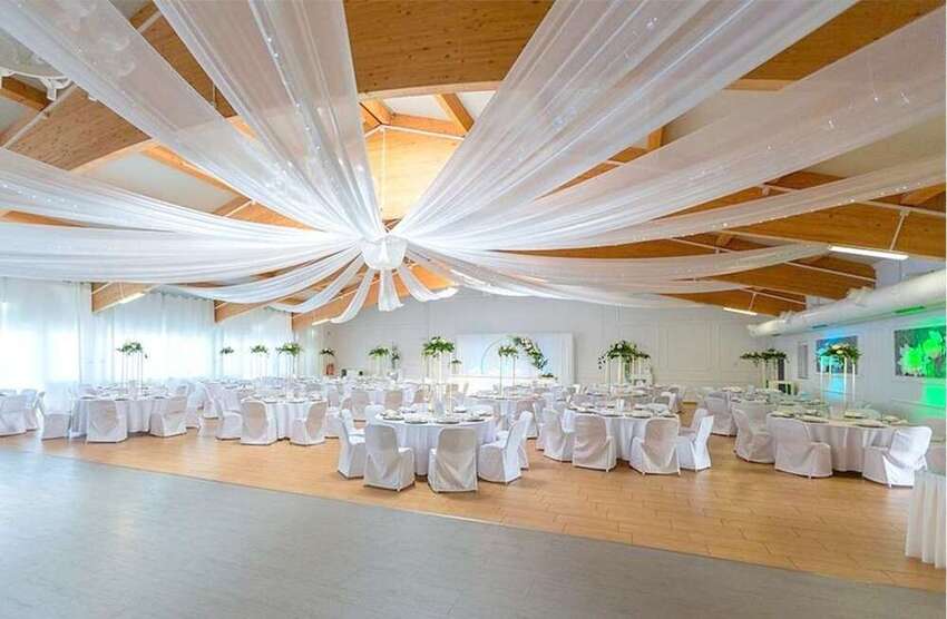 Haus zum Kaufen in Bisingen 2.350.000 € 1085 m²