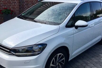 VW Touran 152.000 km 15.300 &euro; Helmstedt 38350