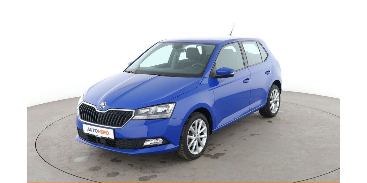 Skoda Fabia 13.027 km 13.220 &euro; Dresden 01187