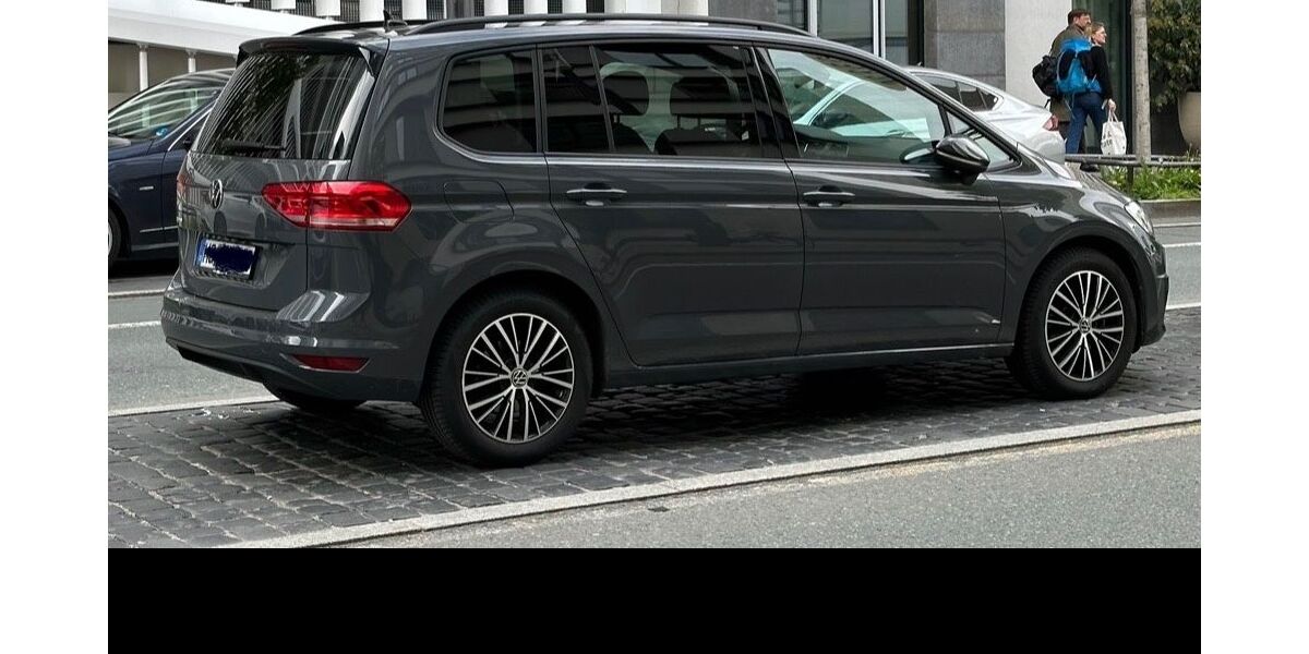VW Touran 28.707 km 29.000 &euro; Königstein im Taunus 61462