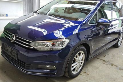 VW Touran 113.000 km 23.250 &euro; Bebra 36179