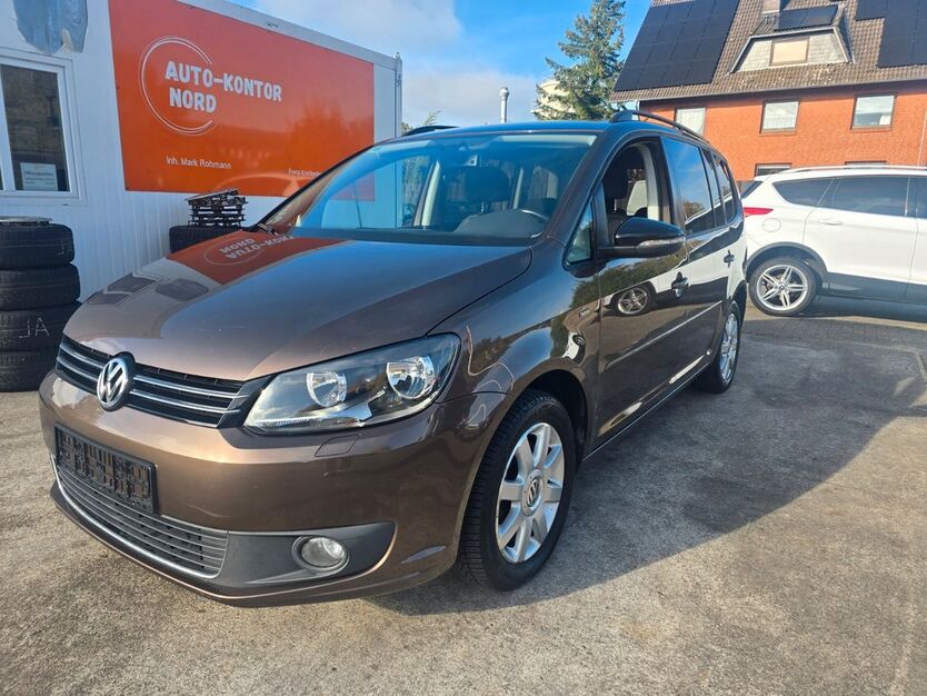 VW Touran 138.500 km 10.650 € Uetersen 25436