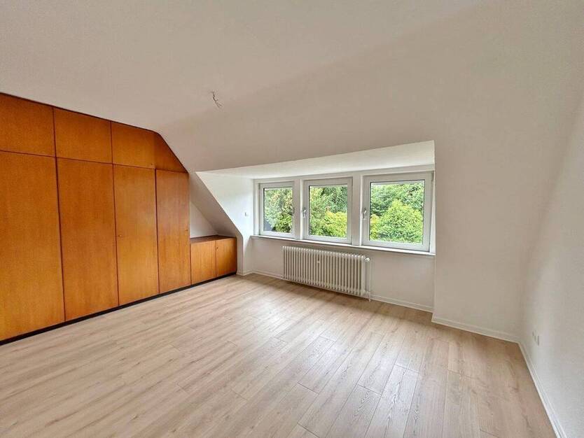 Gartenfans aufgepasst - frisch renoviert in zentraler Lage!