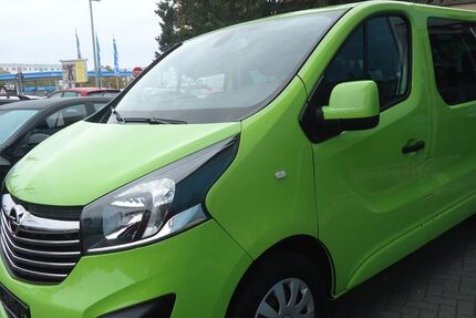 Opel Vivaro 108.600 km 15.999 &euro; Güstrow 18273